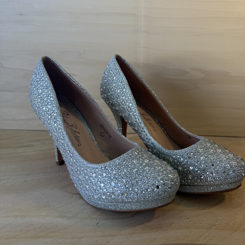 DE BLOSSOM COLLECTION Robin Silver Sparkly Pump Shoe Heels Size 7